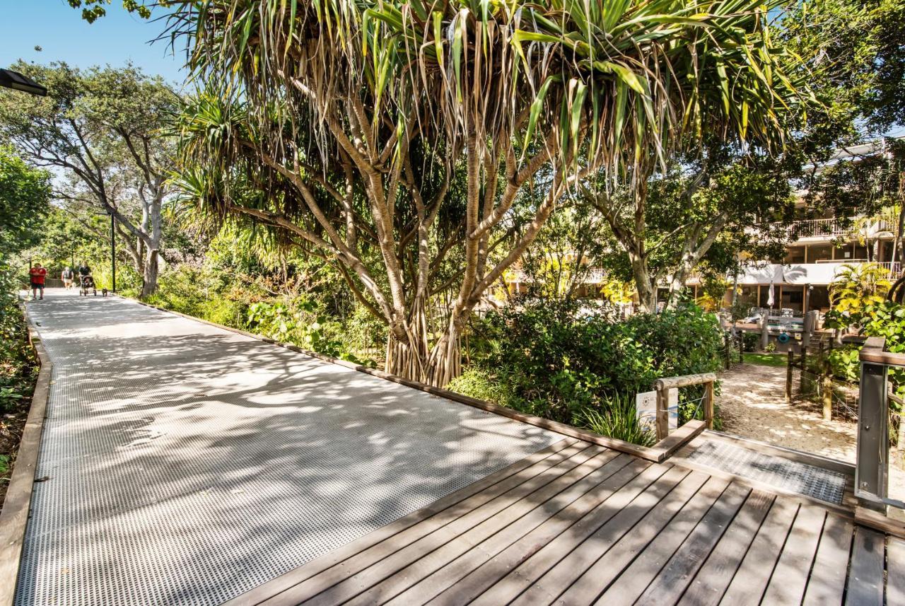 Beachcomber On The Spit Mooloolaba Exterior photo